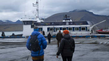 Fjord cruise to Barentsburg