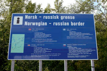 Signs by the Norwegian Russian bord