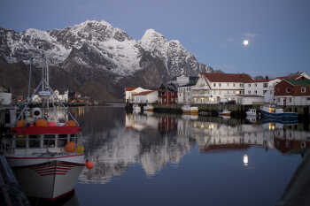 Henningsvær and the moon