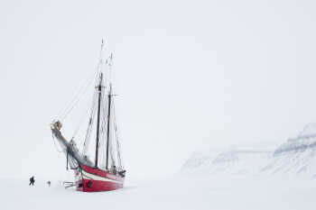 Sailboat in the ice