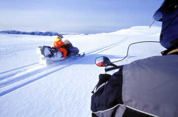 Snowmobiles safari in Norkyn