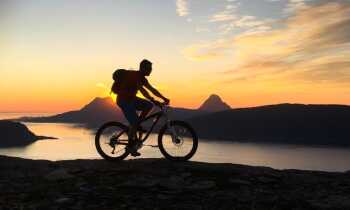 Cycling in midnight sun at Nesna